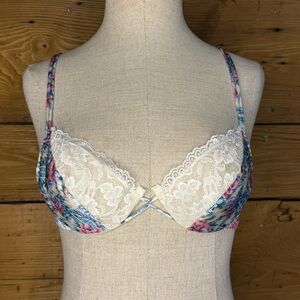 Jaclyn Smith Vintage Floral Lace Bra 36A